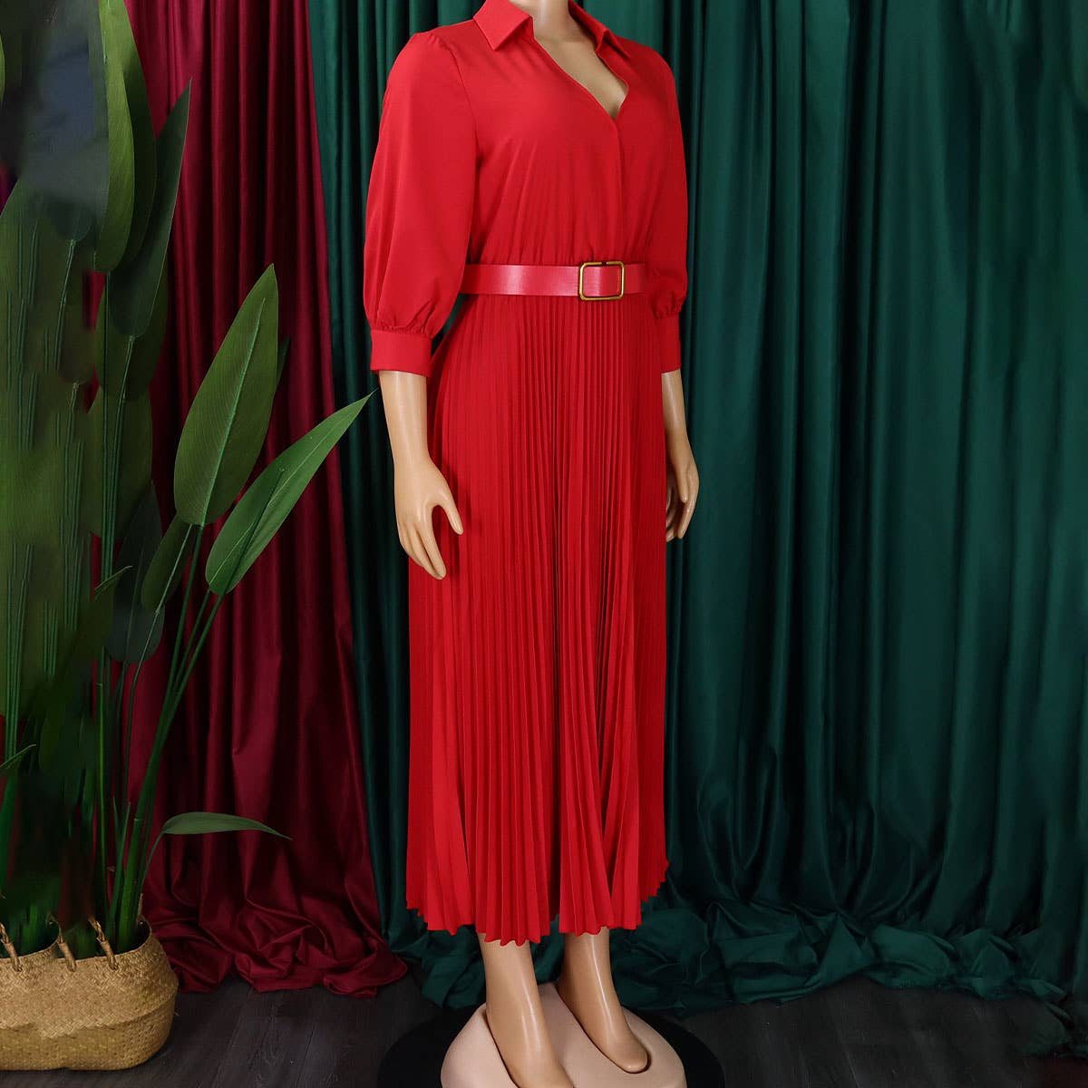 FASHION V-NECK SOLID COLOR PLUS SIZE DRESS_CWDMD3647