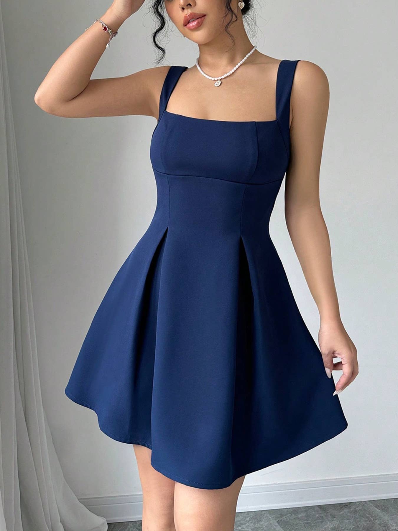 Waist-cinching short square-neck halter dress