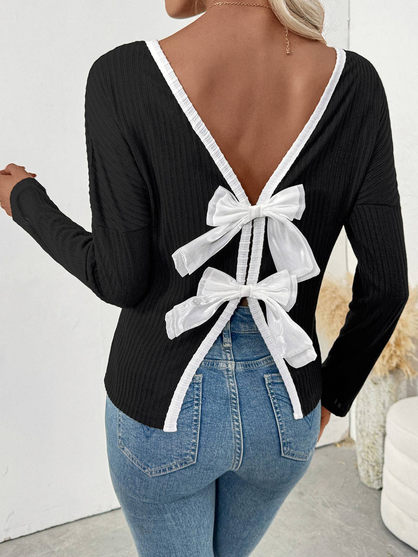 Sexy backless bow design T-shirt