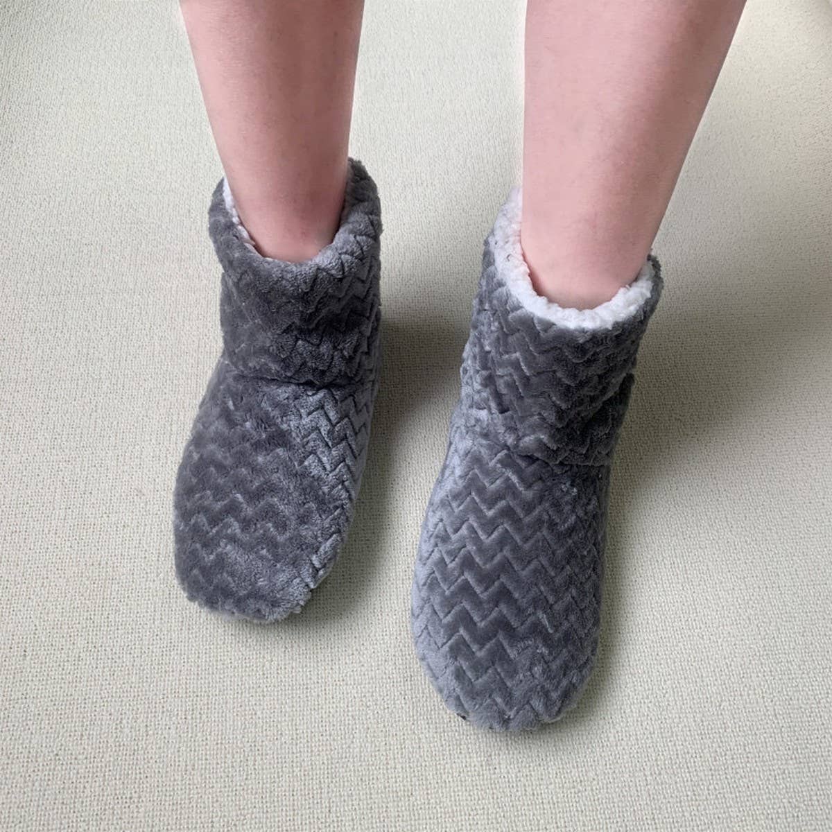 WINTER THICK WARM SHORTS SOFT SOCKS SLIPPERS