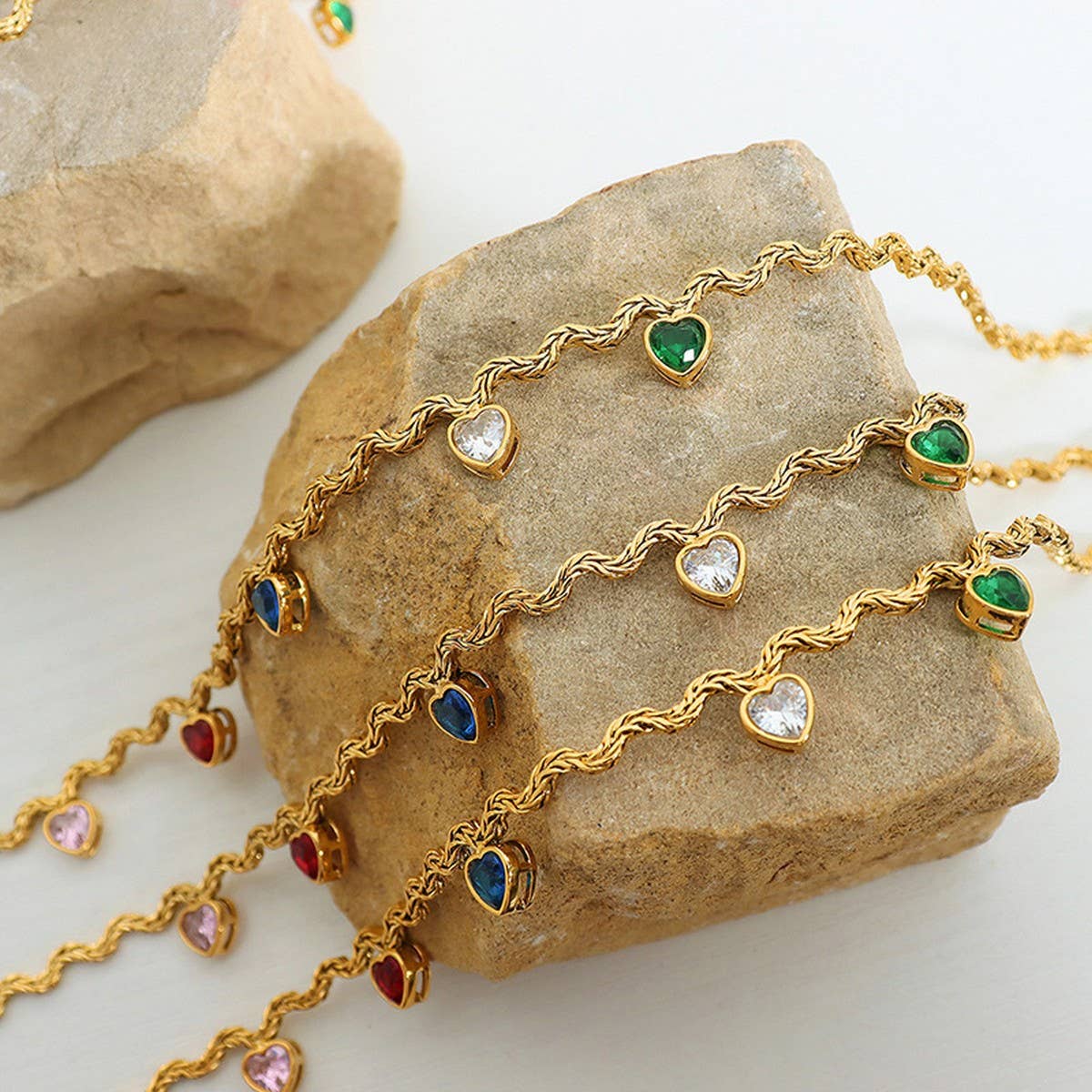 COLORED ZIRCON HEART SHAPED NECKLACE