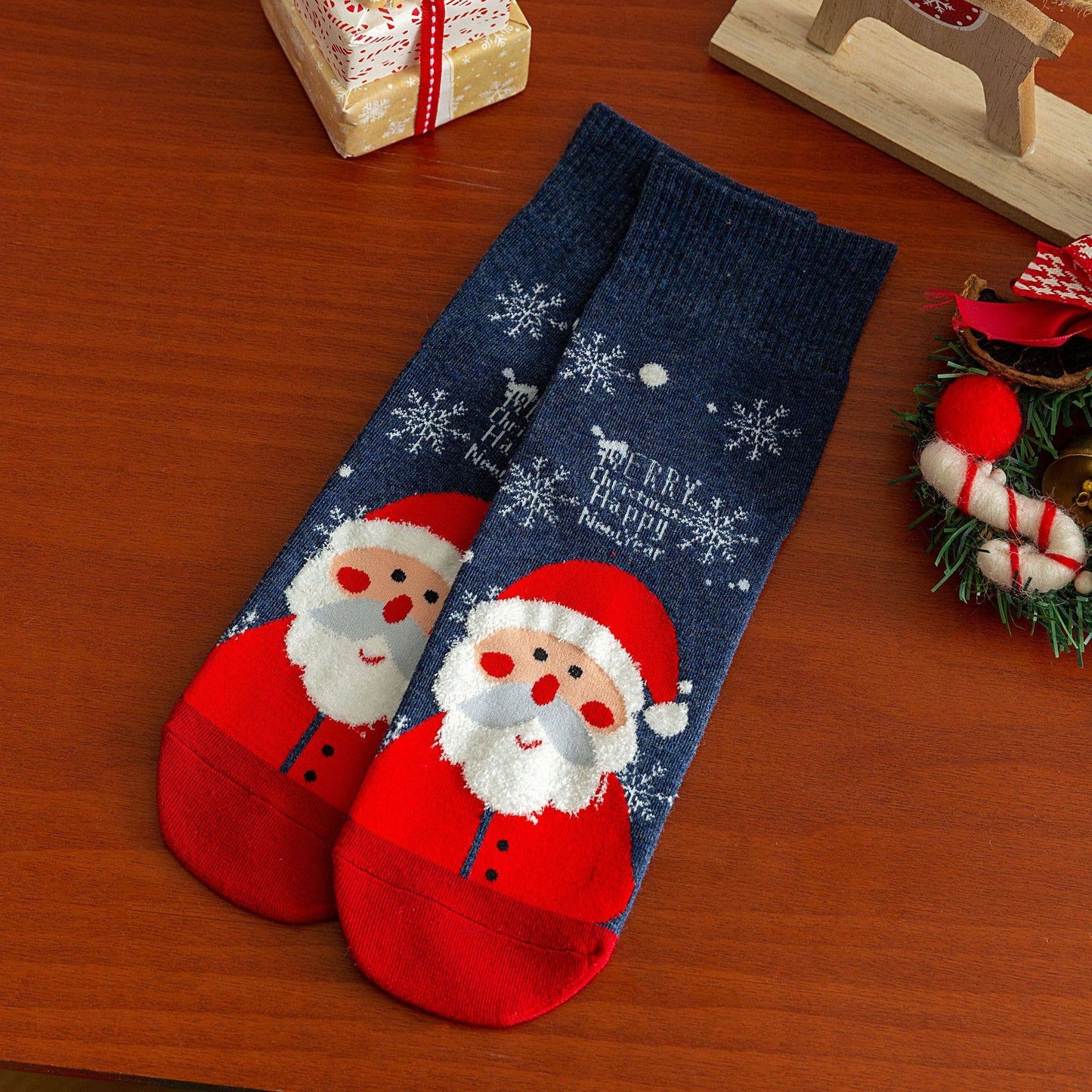 Christmas Gifts Santa Claus Elk Pattern Crew Socks