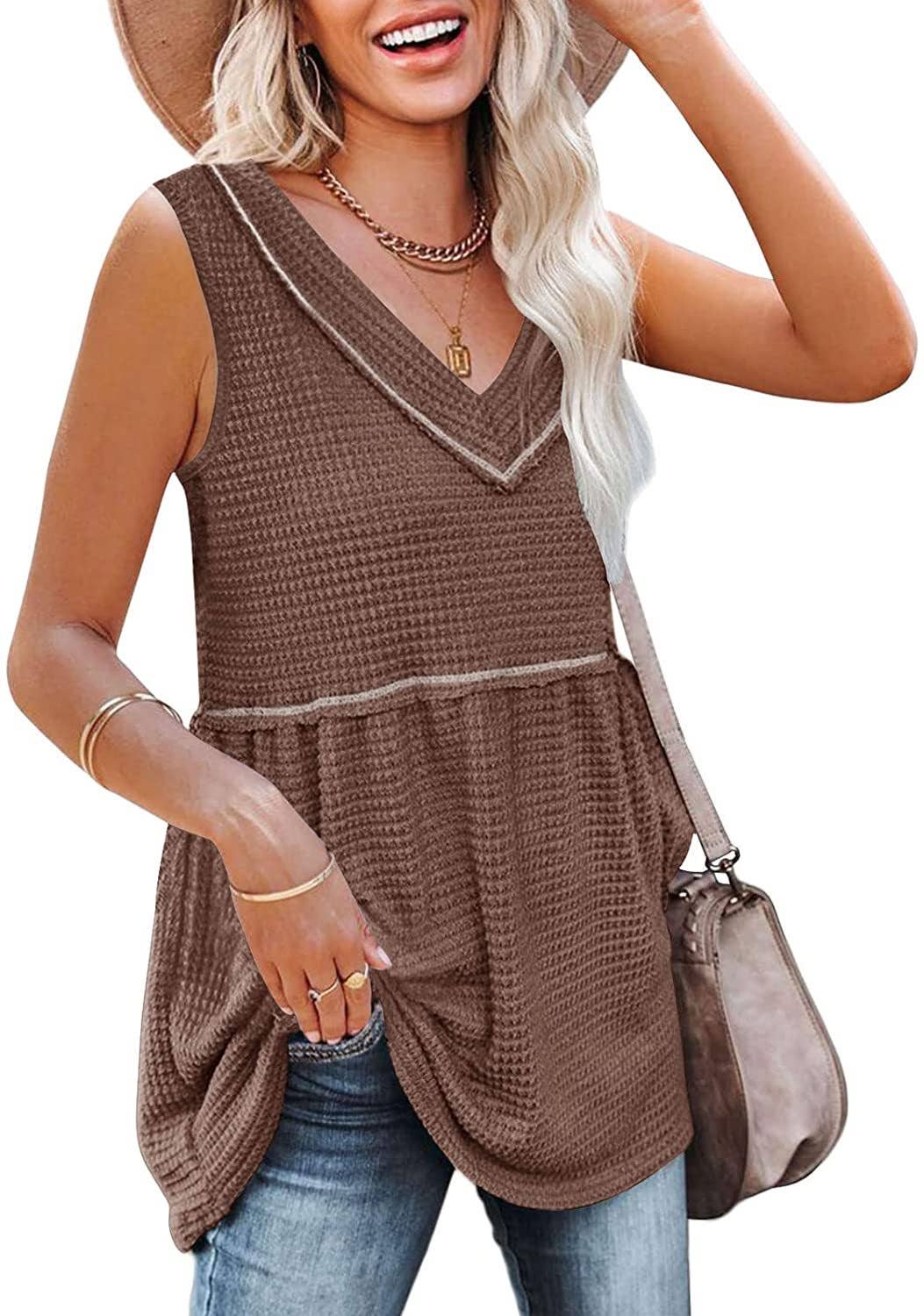 V-NECK SLEEVELESS SOLID COLOR TANK TOP