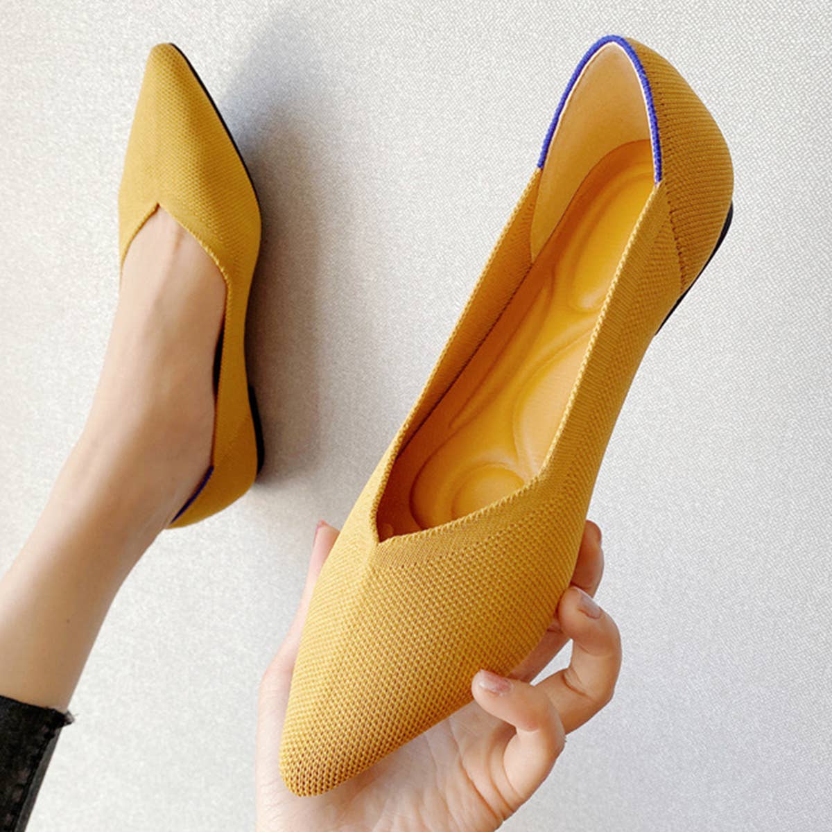 COMFORTABLE POINTED FLAT SHOES FOR WOMEN