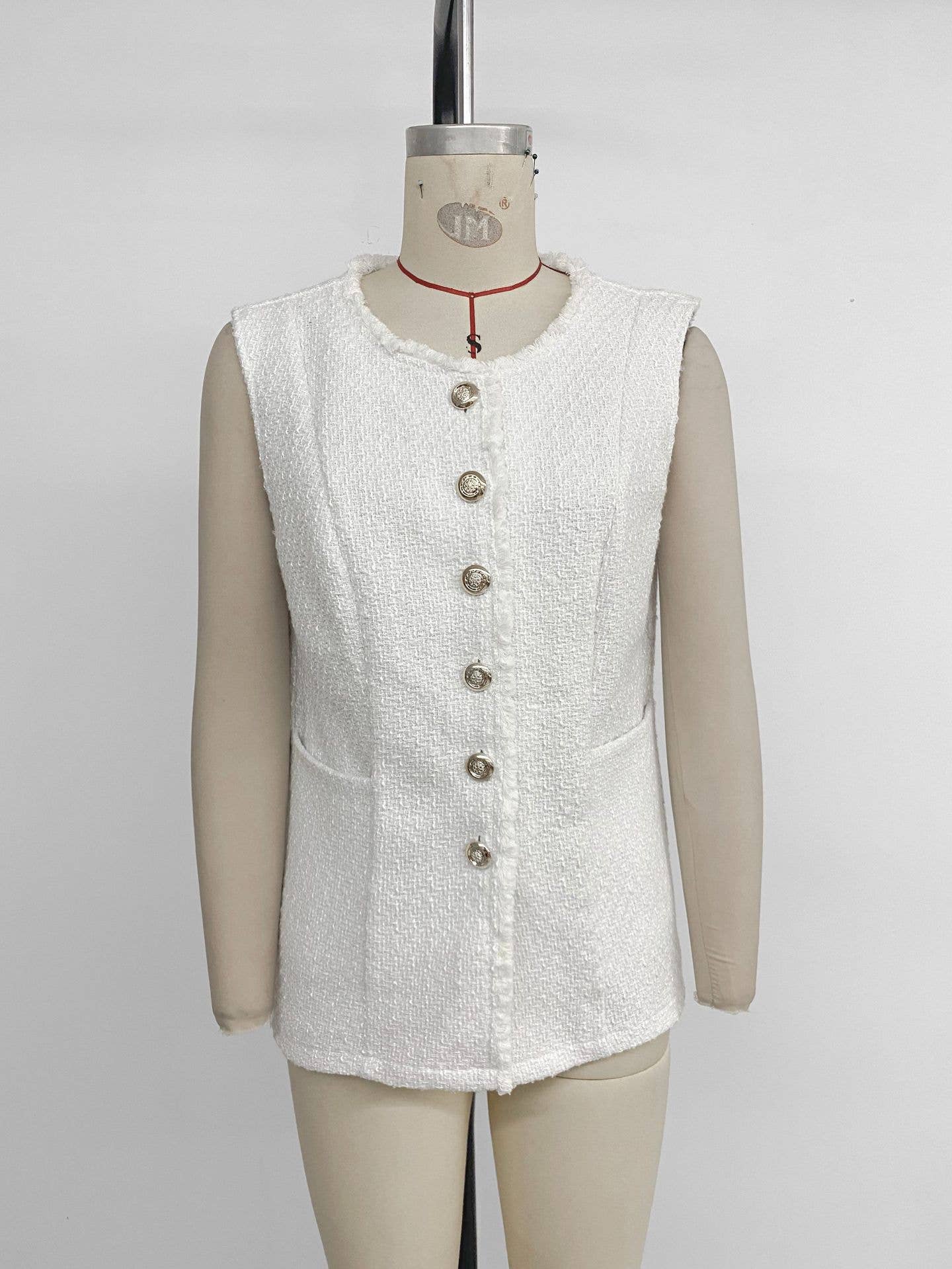 Solid-colored, elegant cardigan vest