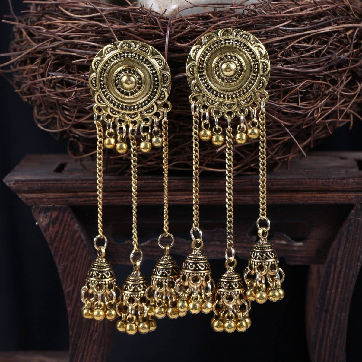 CWMM10446_BOHO LONG CHAIN SUNFLOWER BEADED DANGLE EARRINGS