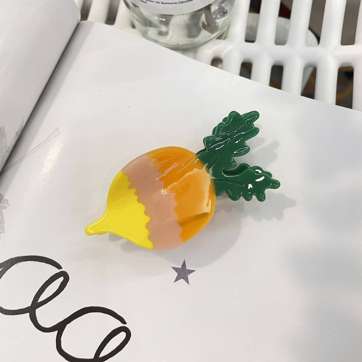 FALL ACETATE VEGETABLE HAIR CLAW CLIPS_CWAHA0961