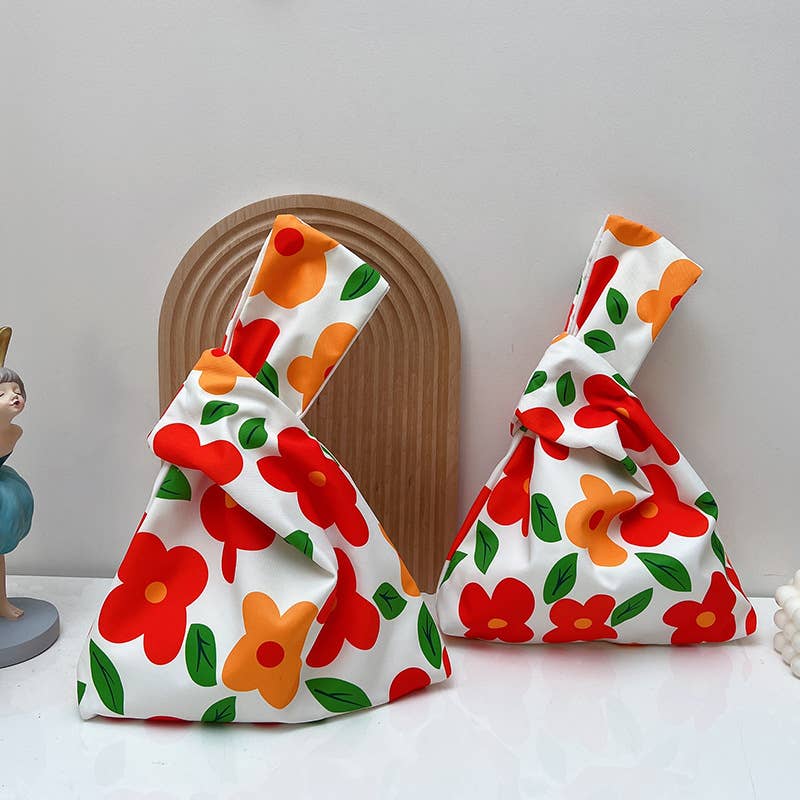 Knot for carrying Japanese-style wrist bag