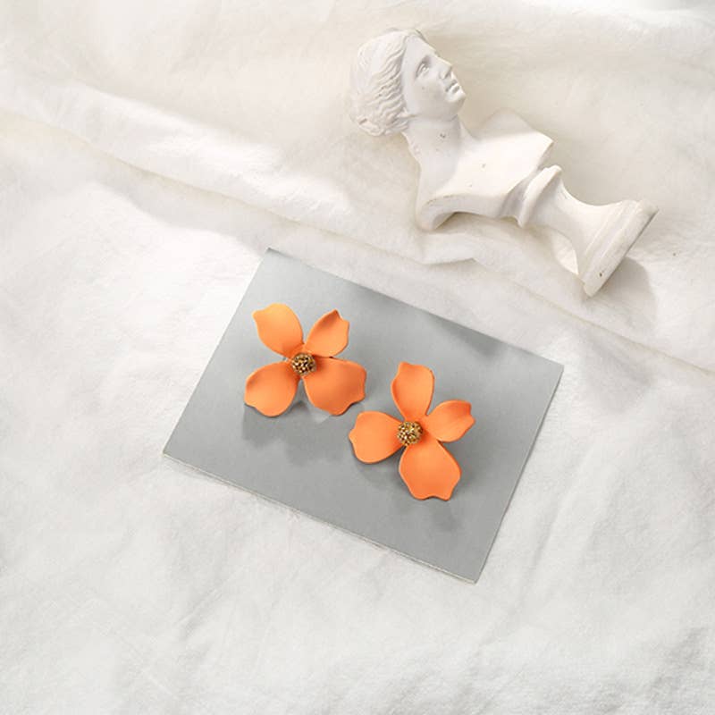 Multicolored irregular four-petal stud earrings