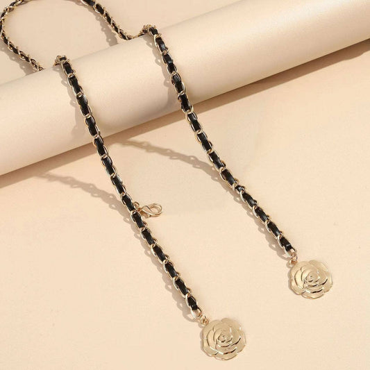 Versatile waist-cinching camellia metal chain