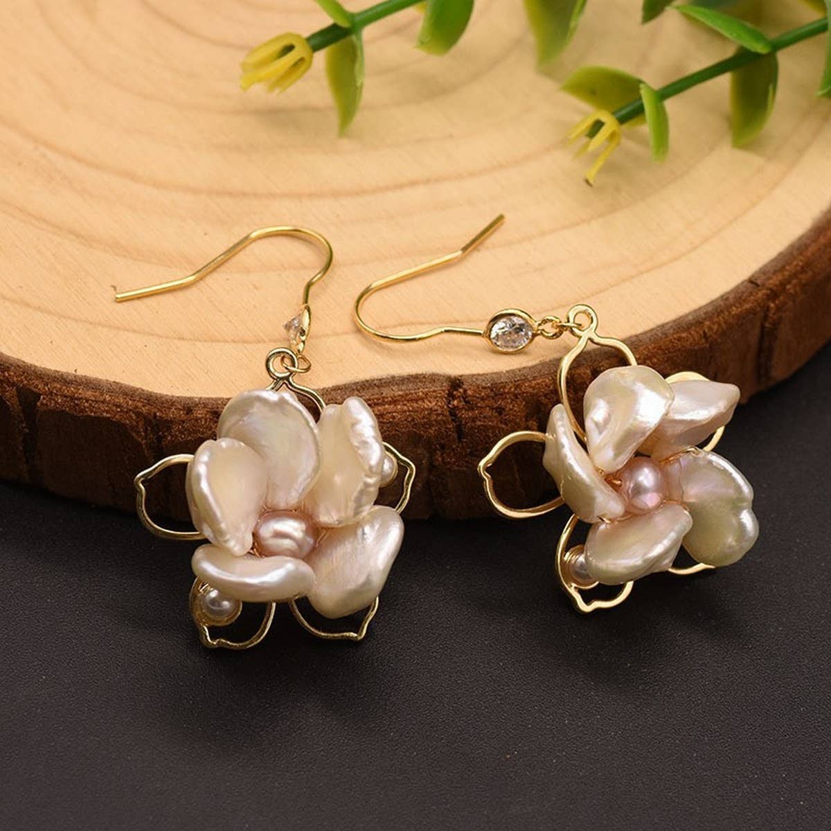 HIGH-END FLOWER ANCIENT STYLE SWEET EARRINGS