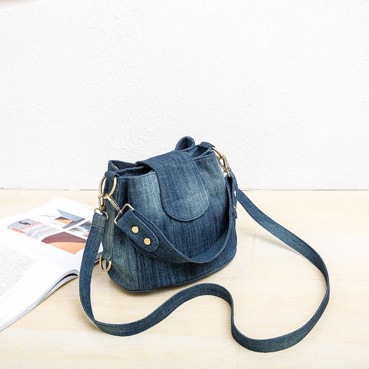 DENIM MULTI POCKET ONE SHOULDER BAG CROSSBODY BAG_CWAB1389