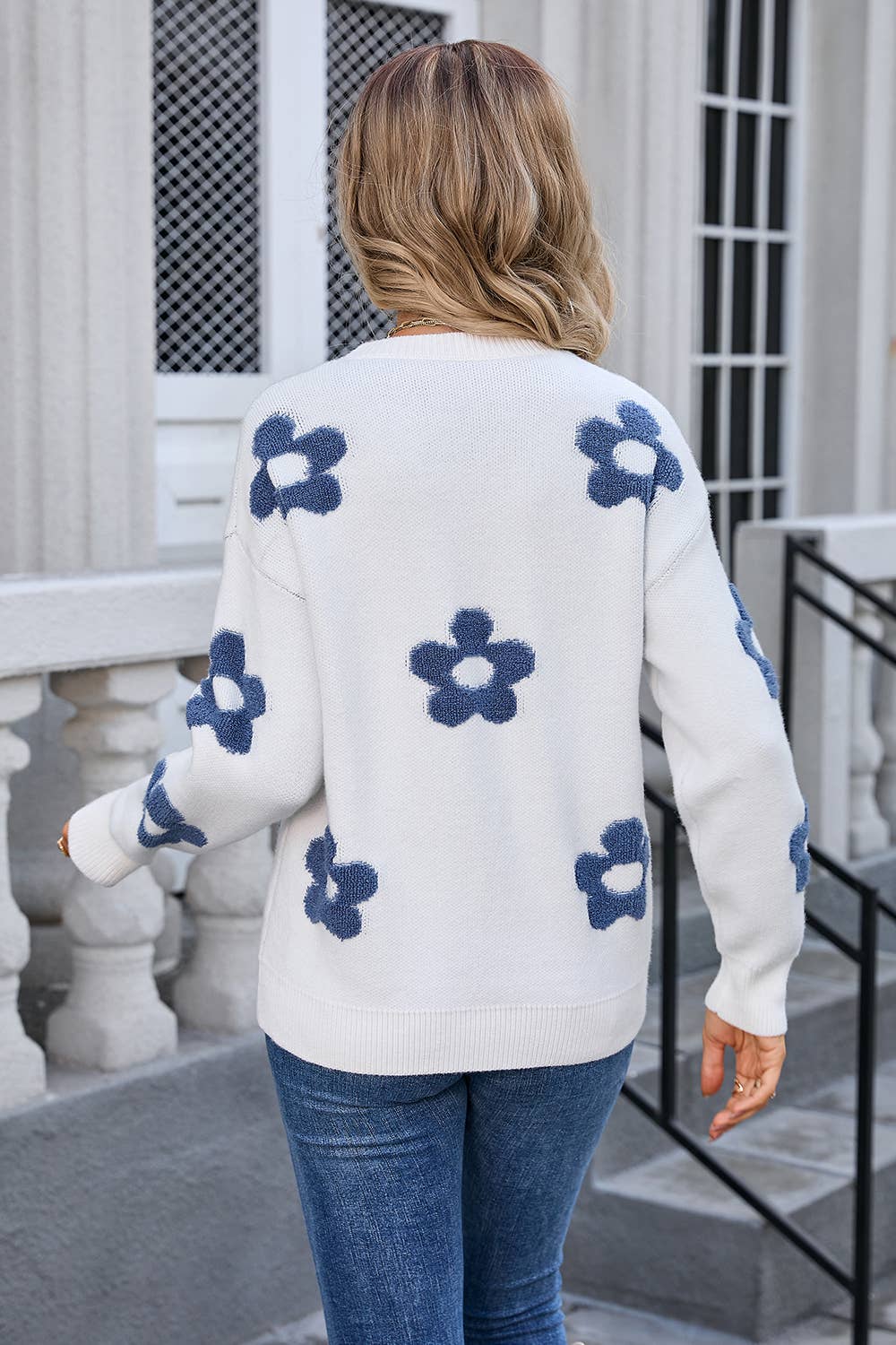 WOMEN'S FLORAL PERSONALITY PLUS-SIZE SWEATER