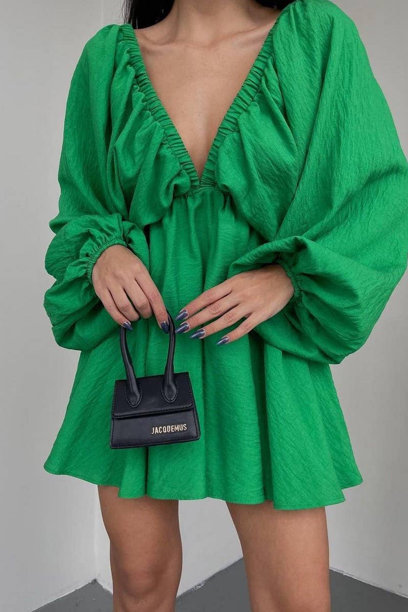 CWDSD6540_SOLID COLOR LANTERN SLEEVE V-NECK SEXY DRESS