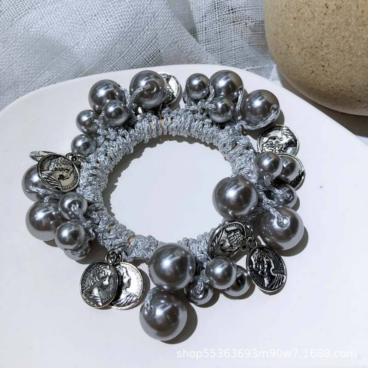 Beaded Hair Tie with Metal Pendant Pearl Band_CWAHA6876