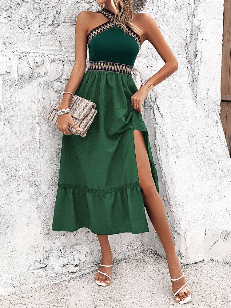 Elegant dress with neck and high waist