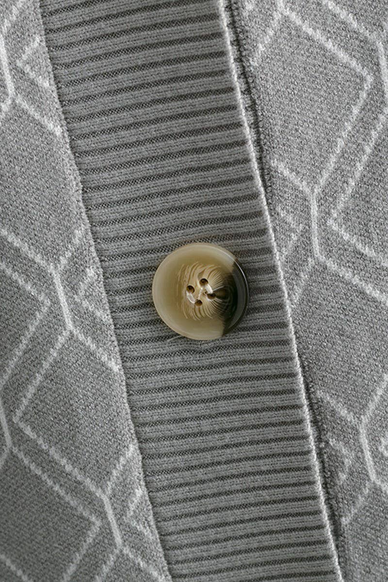 CWOCAL00662_CASUAL LOOSE DIAMOND KNIT CARDIGAN