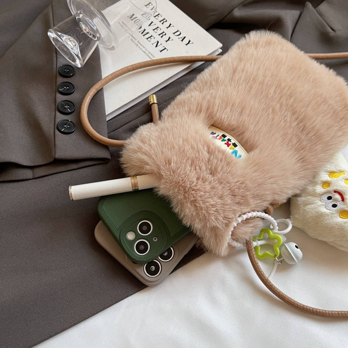 WINTER IMITATION REX RABBIT FUR SHOULDER PLUSH BAG_CWAB3960