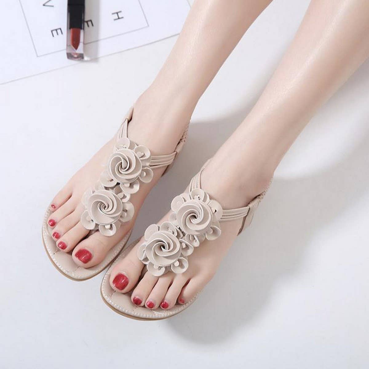 BOHEMIAN FLORAL FLAT BOTTOMED PLUS SIZE SANDALS_CWSHS0490