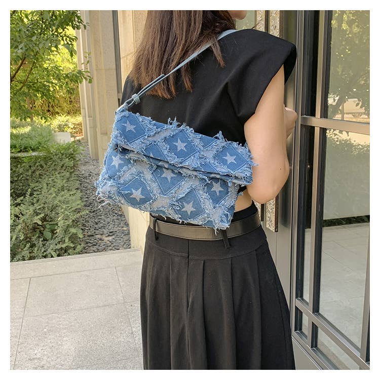 Fashionable diamond-shaped crossbody square bag