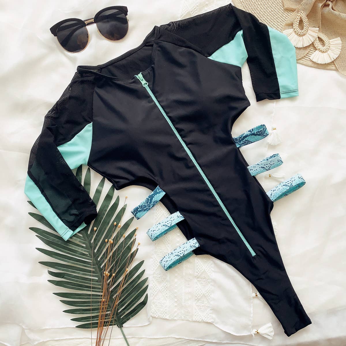 MESH HOLLOW LONG SLEEVE ZIPPER ONE-PIECE SWIMSUIT