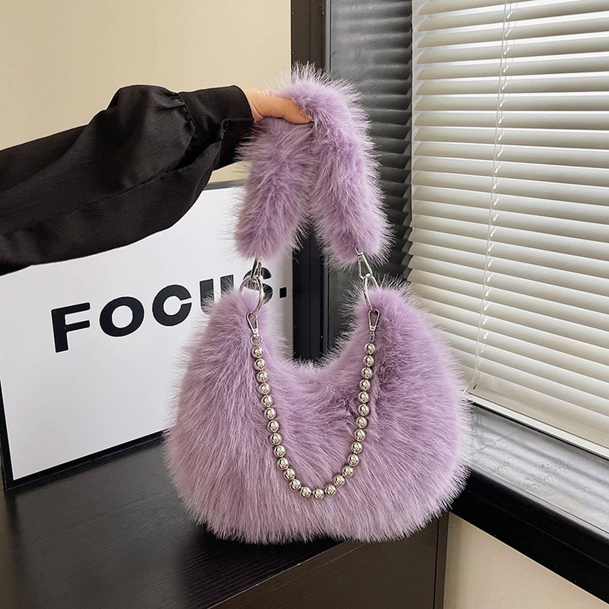 Faux Fox Fur Fluffy Bag Women Pearl Chain Shoulder_CUAB00566