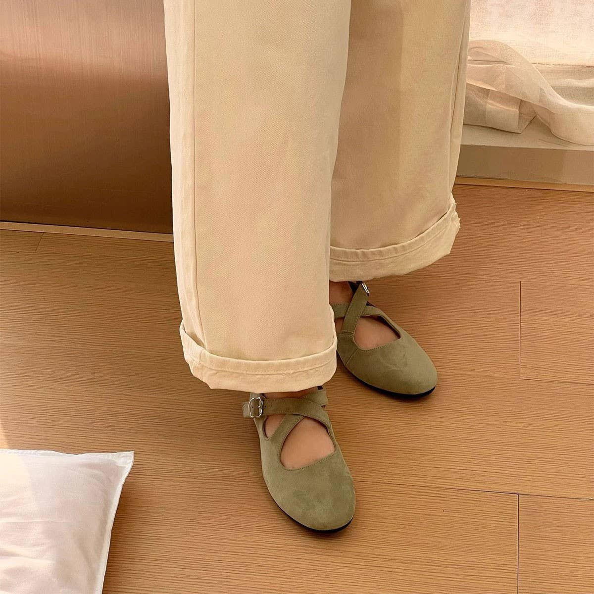 Suede Cross Strap Hidden Wedge Mary Janes_CWSHF0131