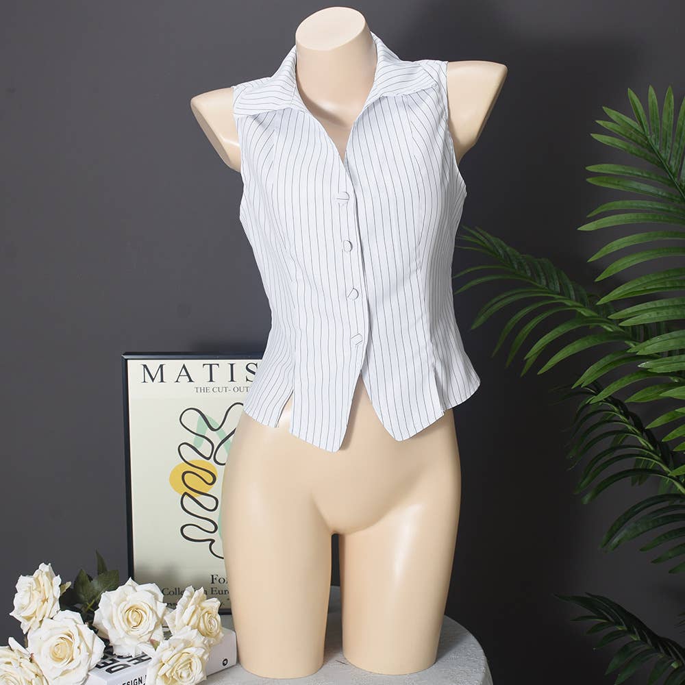 Sleeveless, form-fitting, navel exposed V shirt