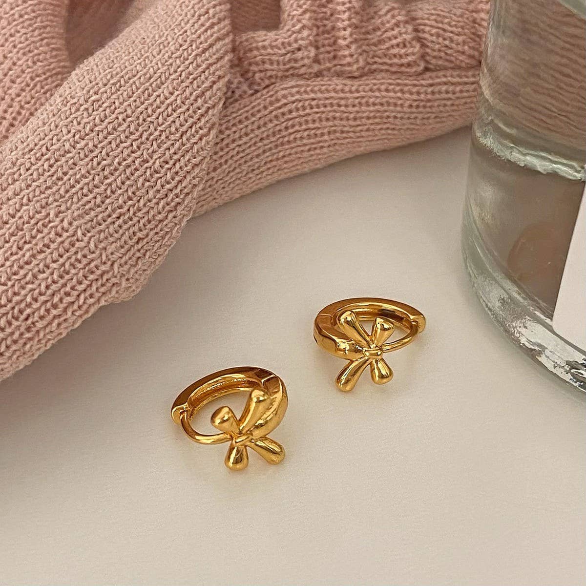 GENTLE AND VERSATILE HIGH-END SIMPLE BOW EARRINGS