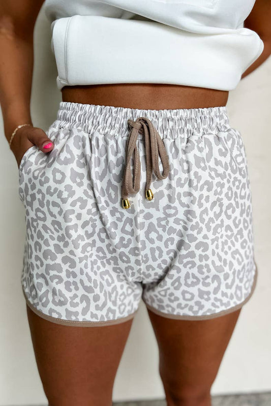 Stylish loose leopard print high-waisted pants