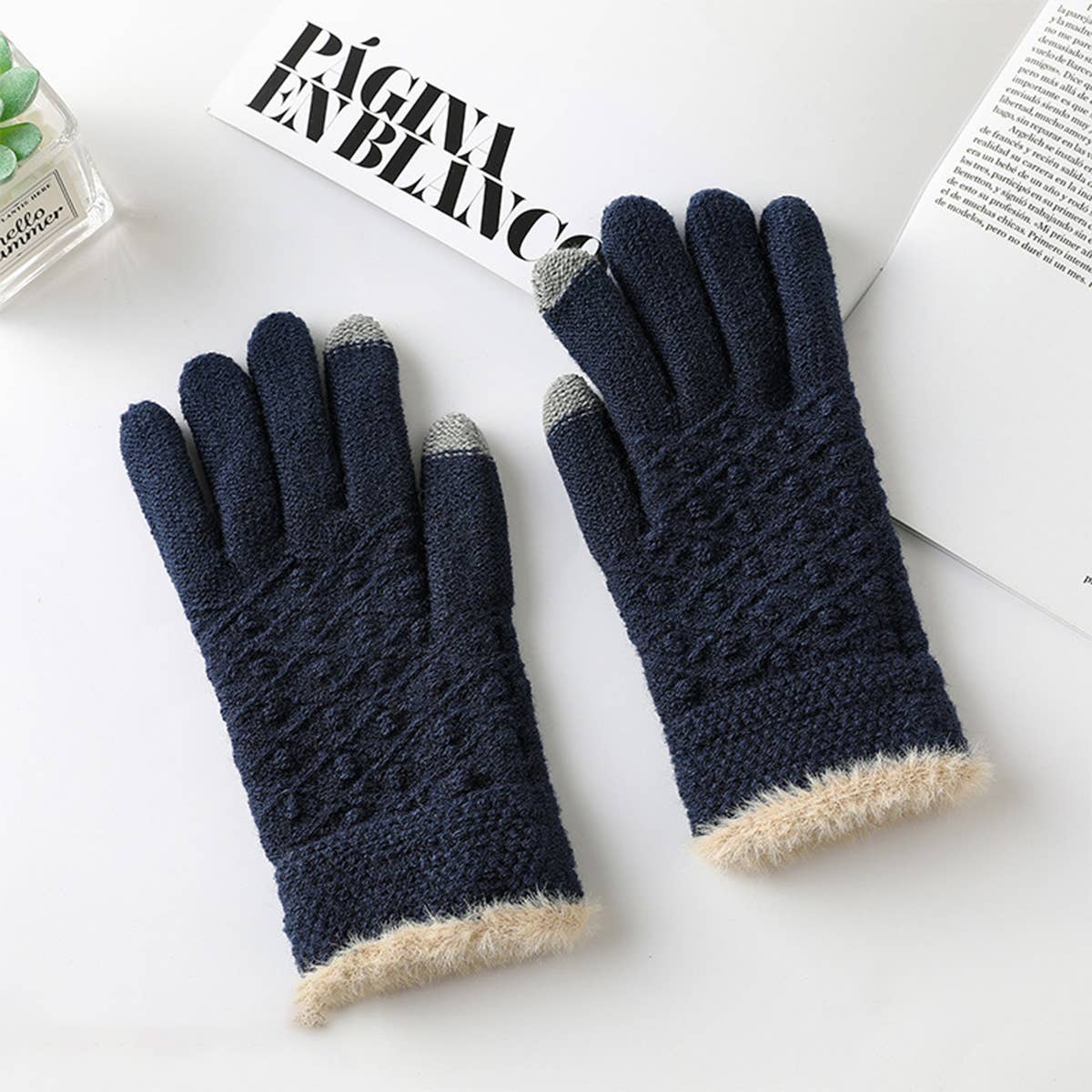 WOMEN'S WARM TOUCH SCREEN FASHION GLOVES_CWMM1503