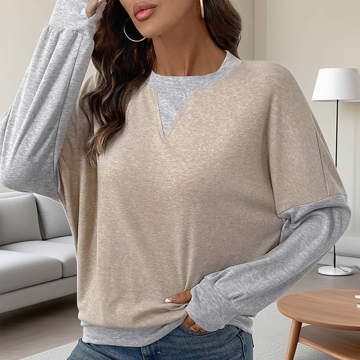 Round-neck color-blocking casual sweatshirt