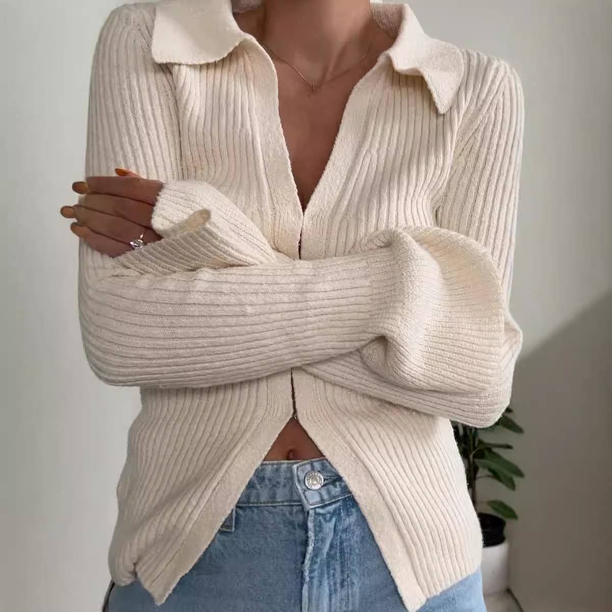 Flared sleeve sexy solid color sweater