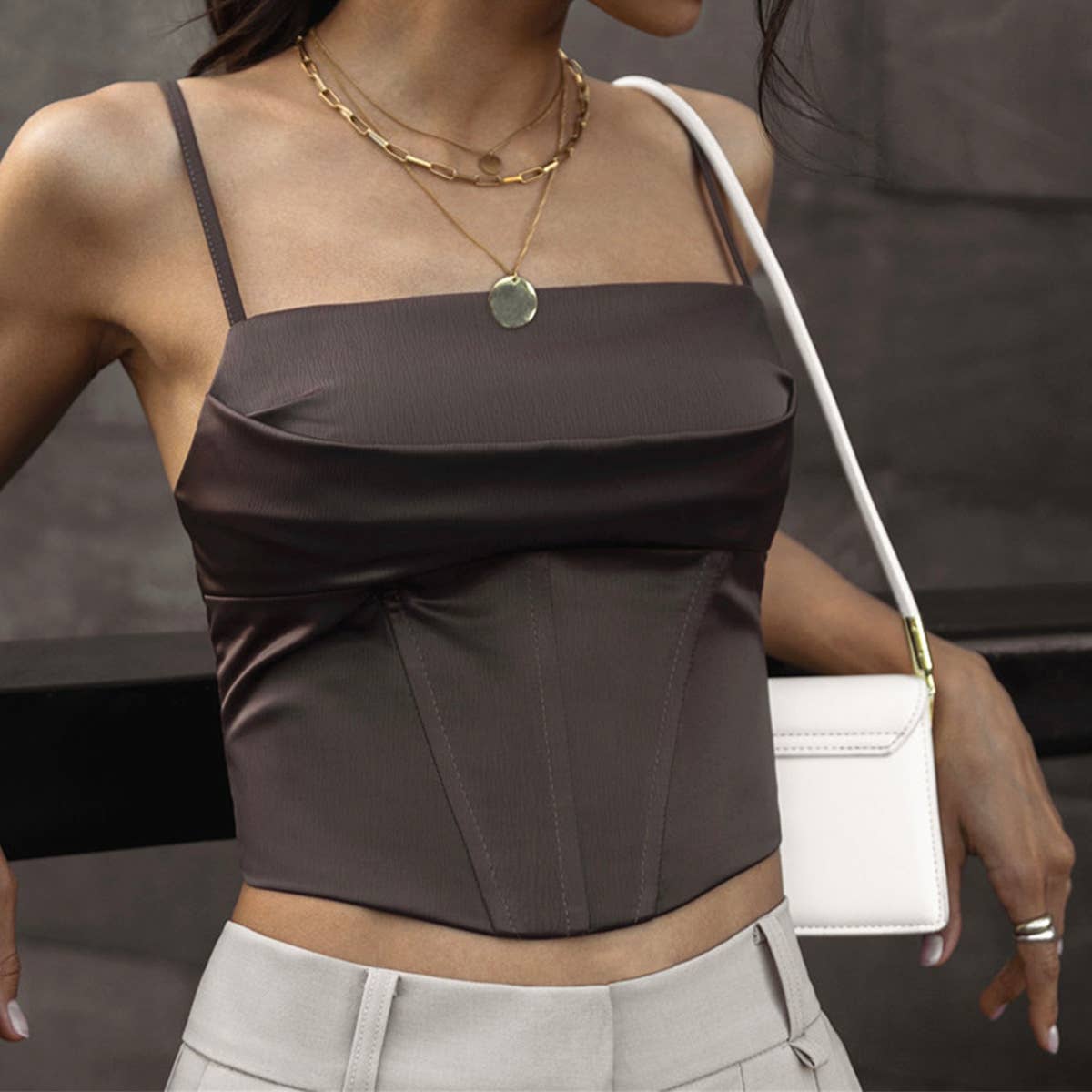 Fashion HK style striped backless sleeveless top