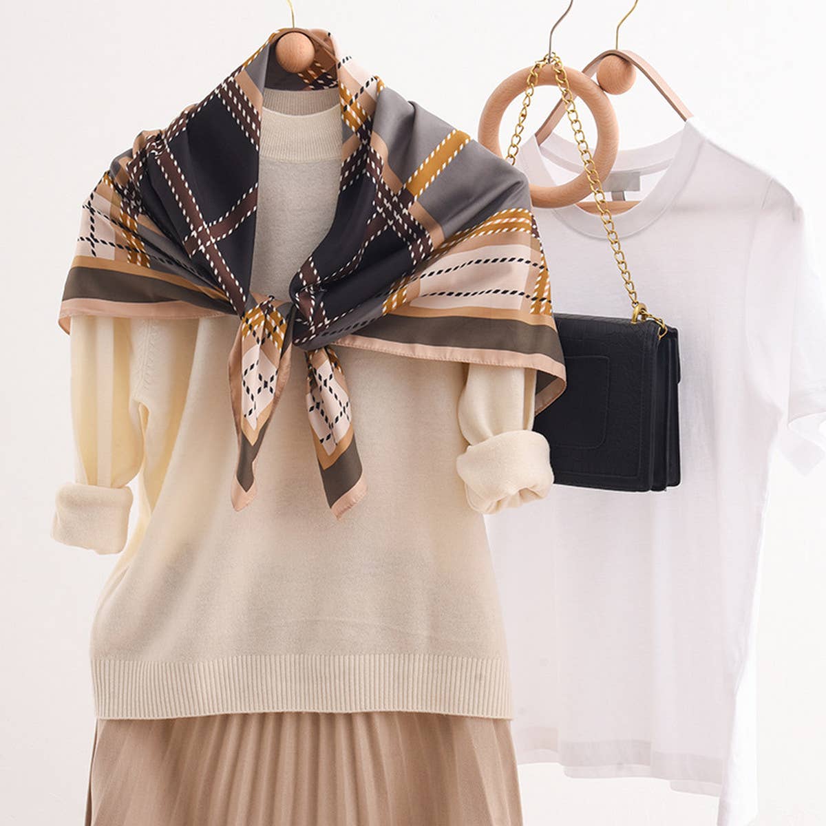 CWASC2406_DARK PLAID SQUARE SCARF BLACK AND GOLD SILK SCARF