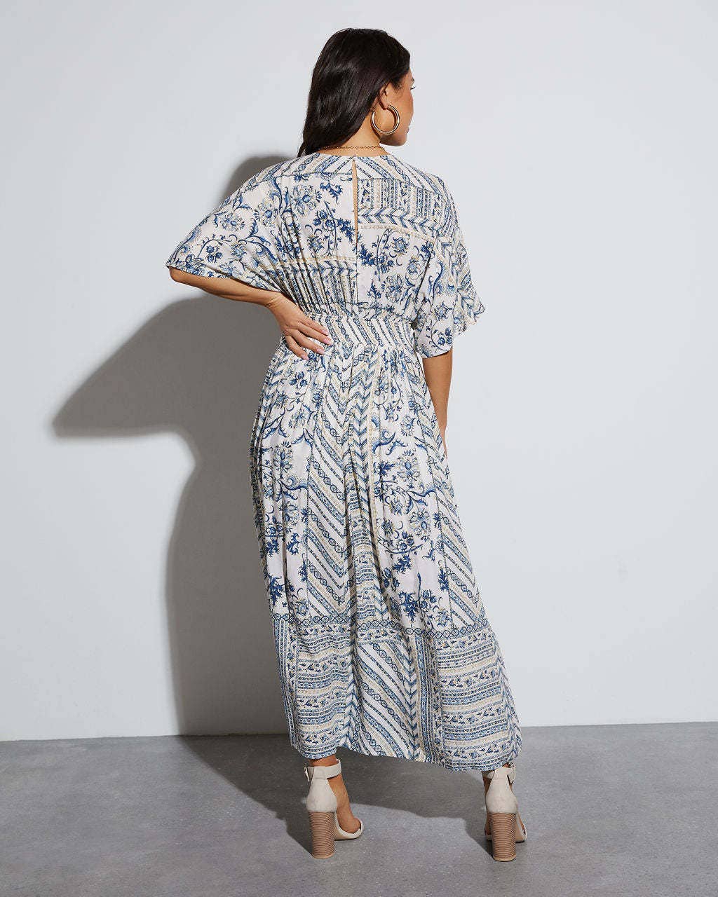 Printed short sleeve printed V-neck long  dress