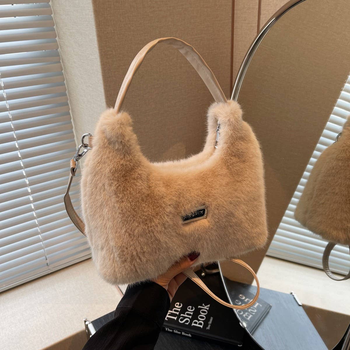 WINTER FAUX MINK FUR SINGLE SHOULDER PLUSH BAG_CWAB3946