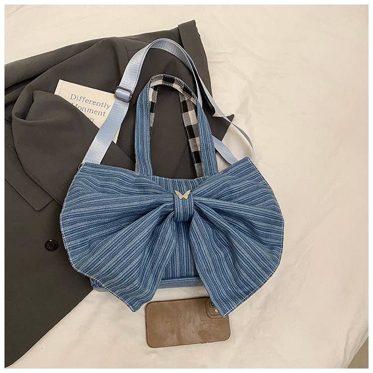 Single-shoulder bow school-style bag
