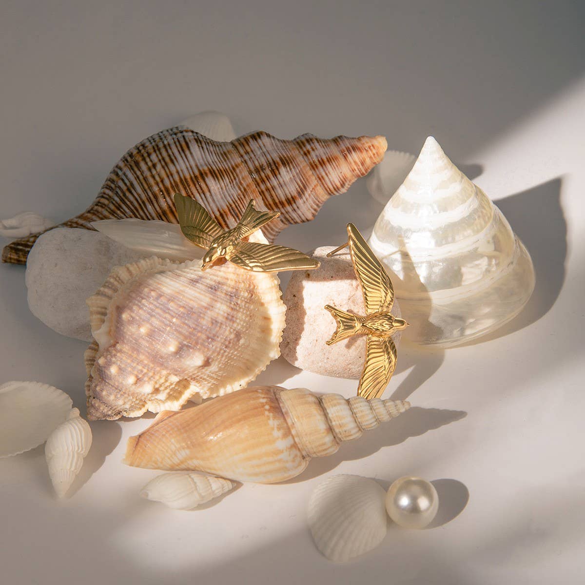 SIMPLE 18K GOLD STAINLESS STEEL EARRINGS