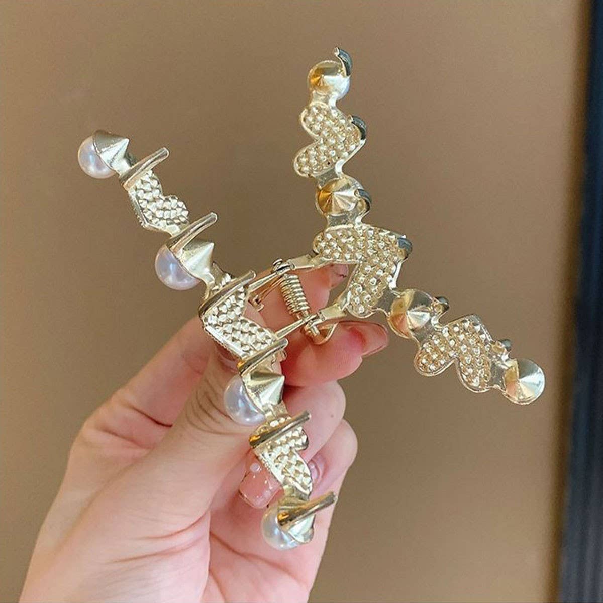 FULL DIAMOND HEART PEARL SHARK CLIP HAIRPIN