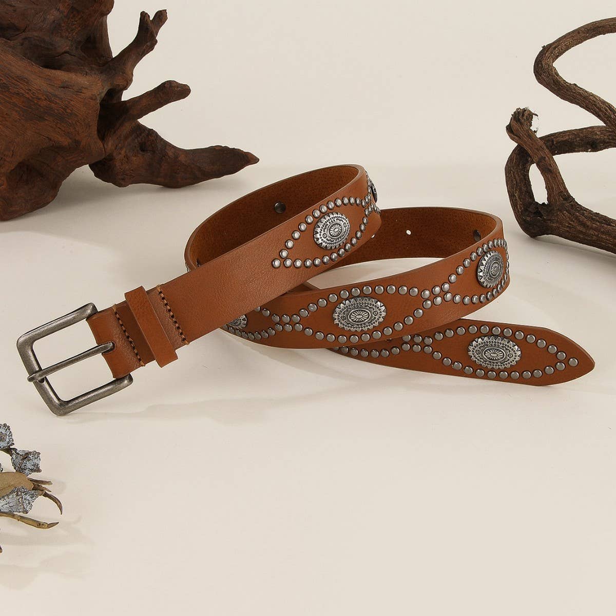 COWBOY STYLE BEADED RETRO PUNK STYLE RIVET BELT