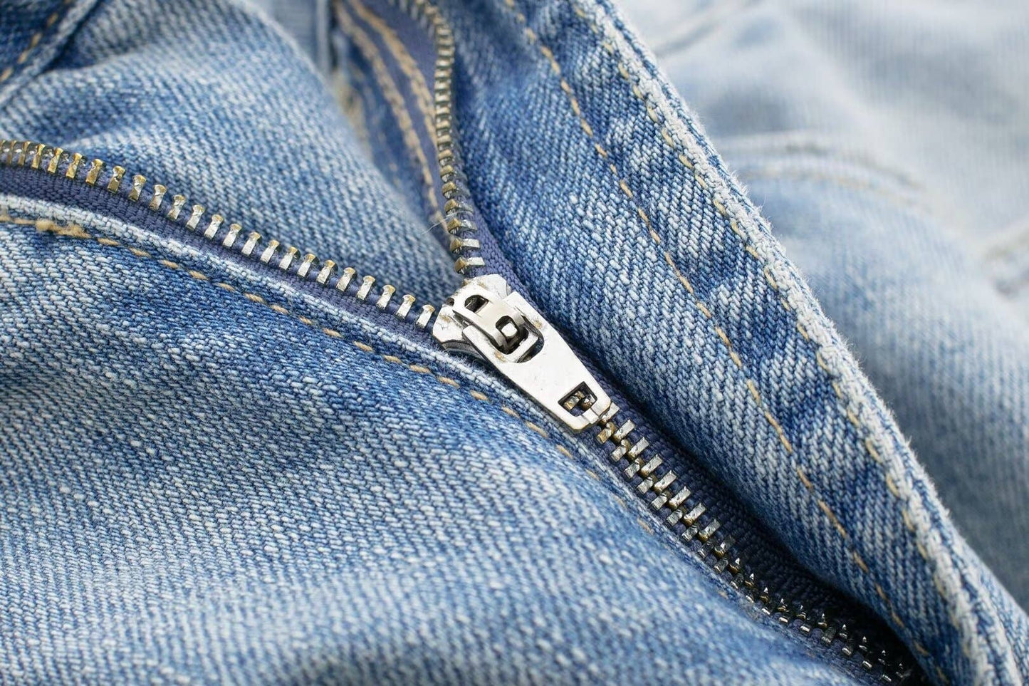 MID-RISE FLARED LONG JEANS FOR WOMEN