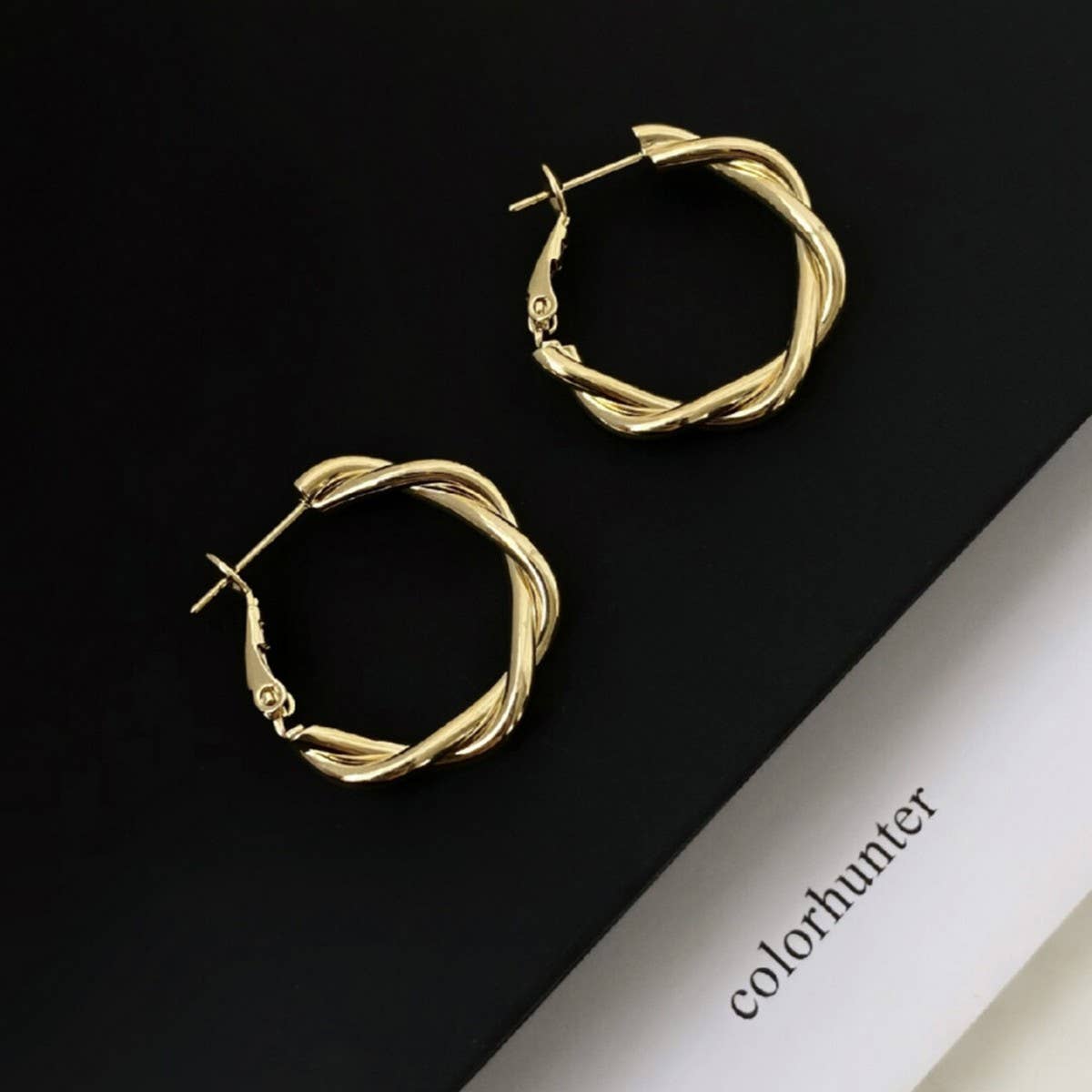 SIMPLE GEOMETRIC LARGE CIRCLE SPIRAL EARRINGS_CWAJE3137