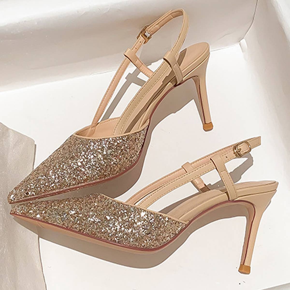 FASHIONABLE MINIMALIST SLIM HEEL HIGH HEELS