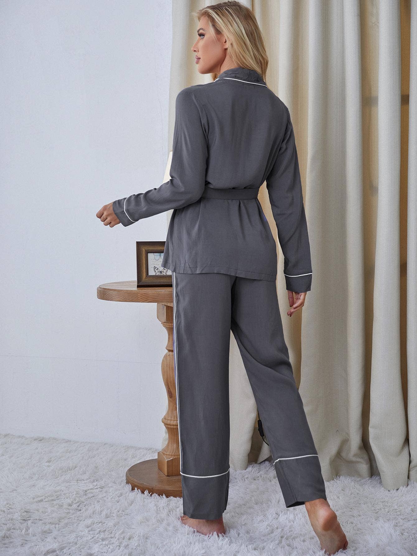 PAJAMA SET V NECK LONG SLEEVES TOP & LONG PANTS