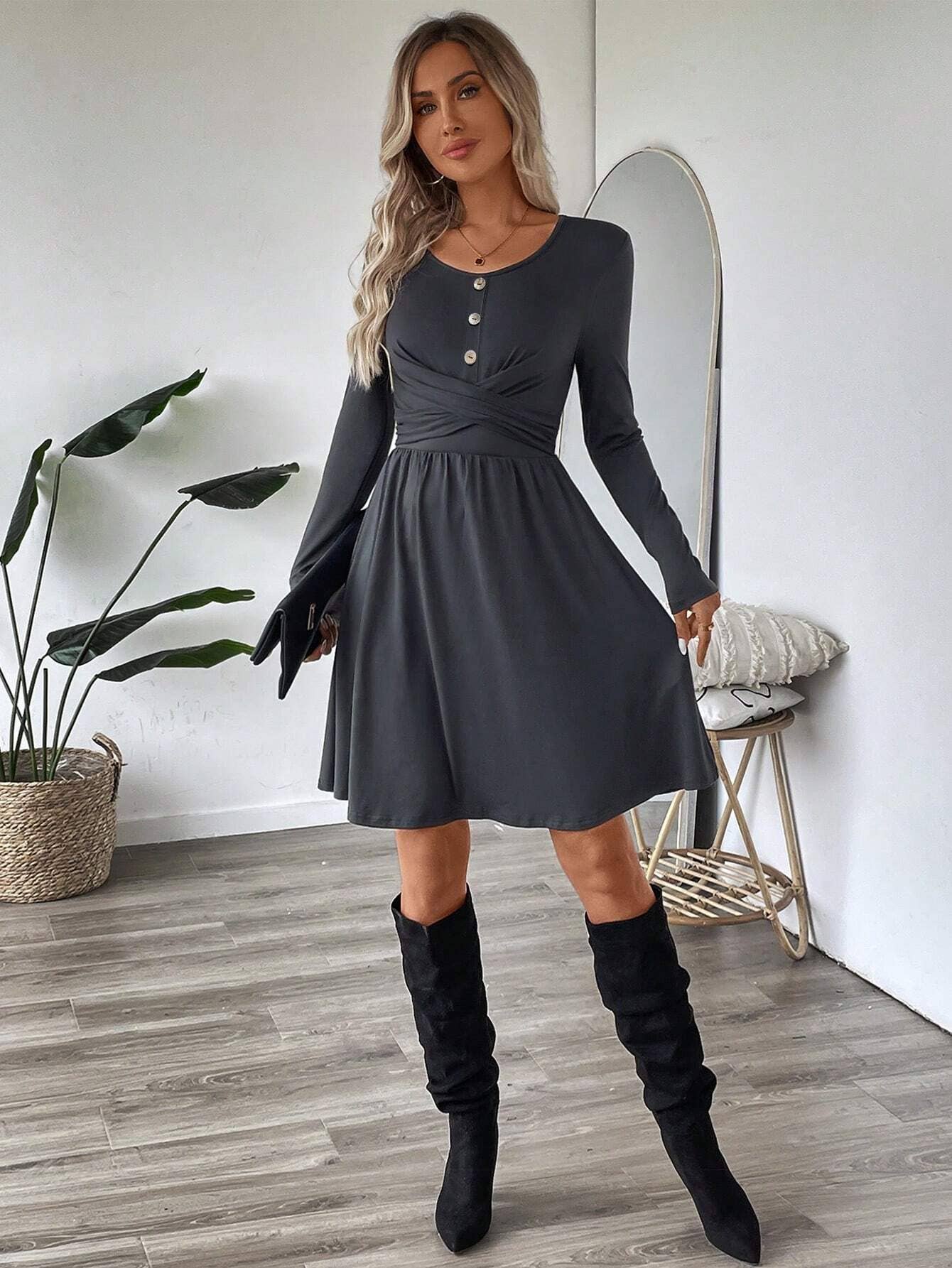 SIMPLE FASHION HIGH-WAISTED MID-LENGTH DRESS