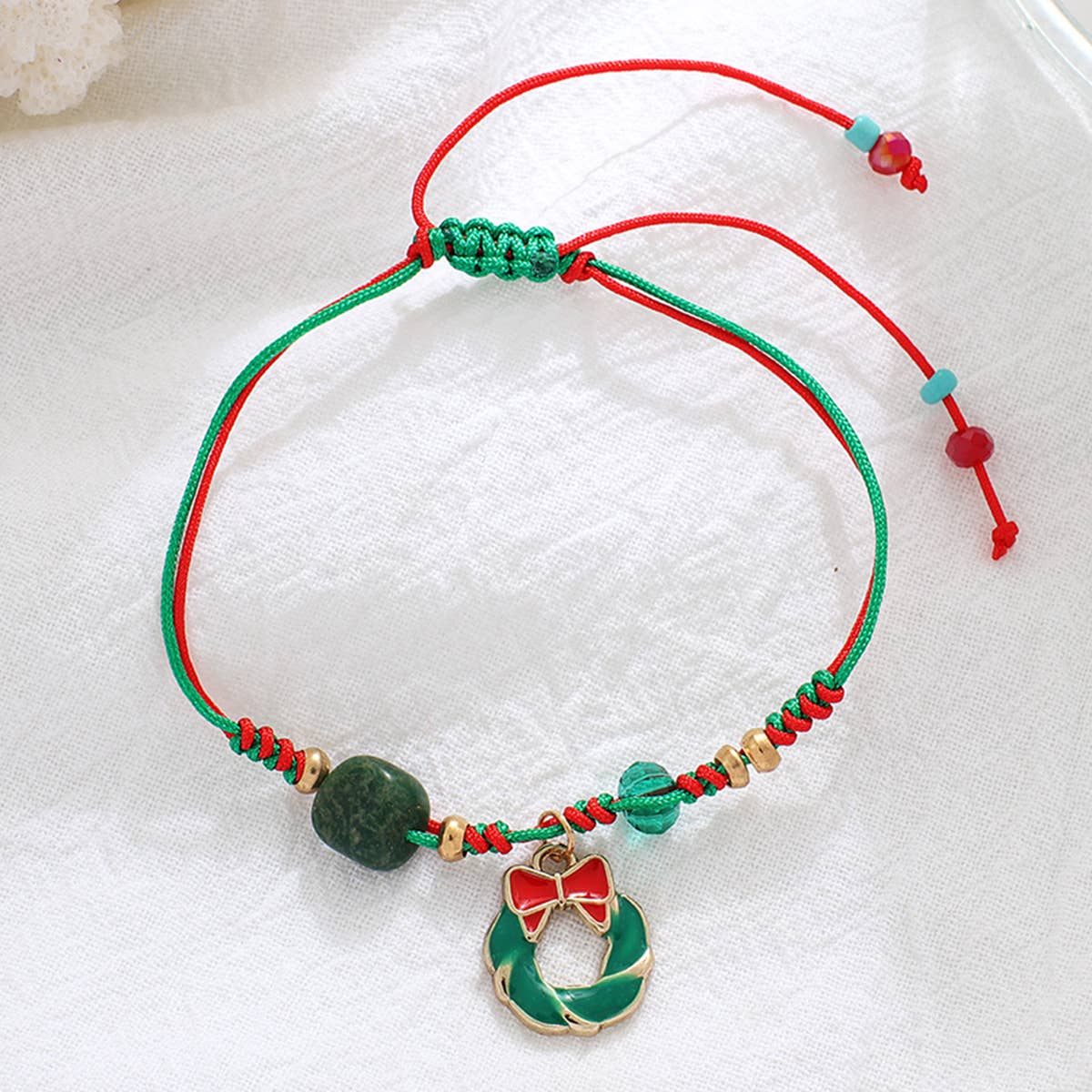 CHRISTMAS PENDANT BEADED BRACELET