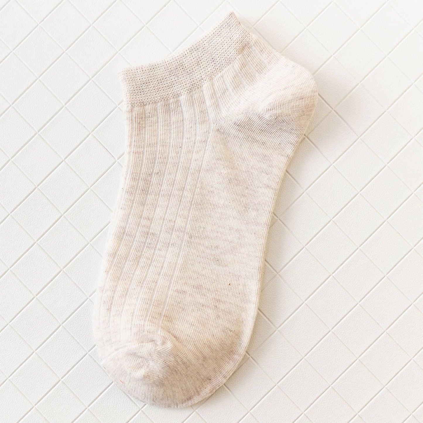 SOLID VERTICAL STRIPES BREATHABLE ANKLE SOCKS_CWMS032