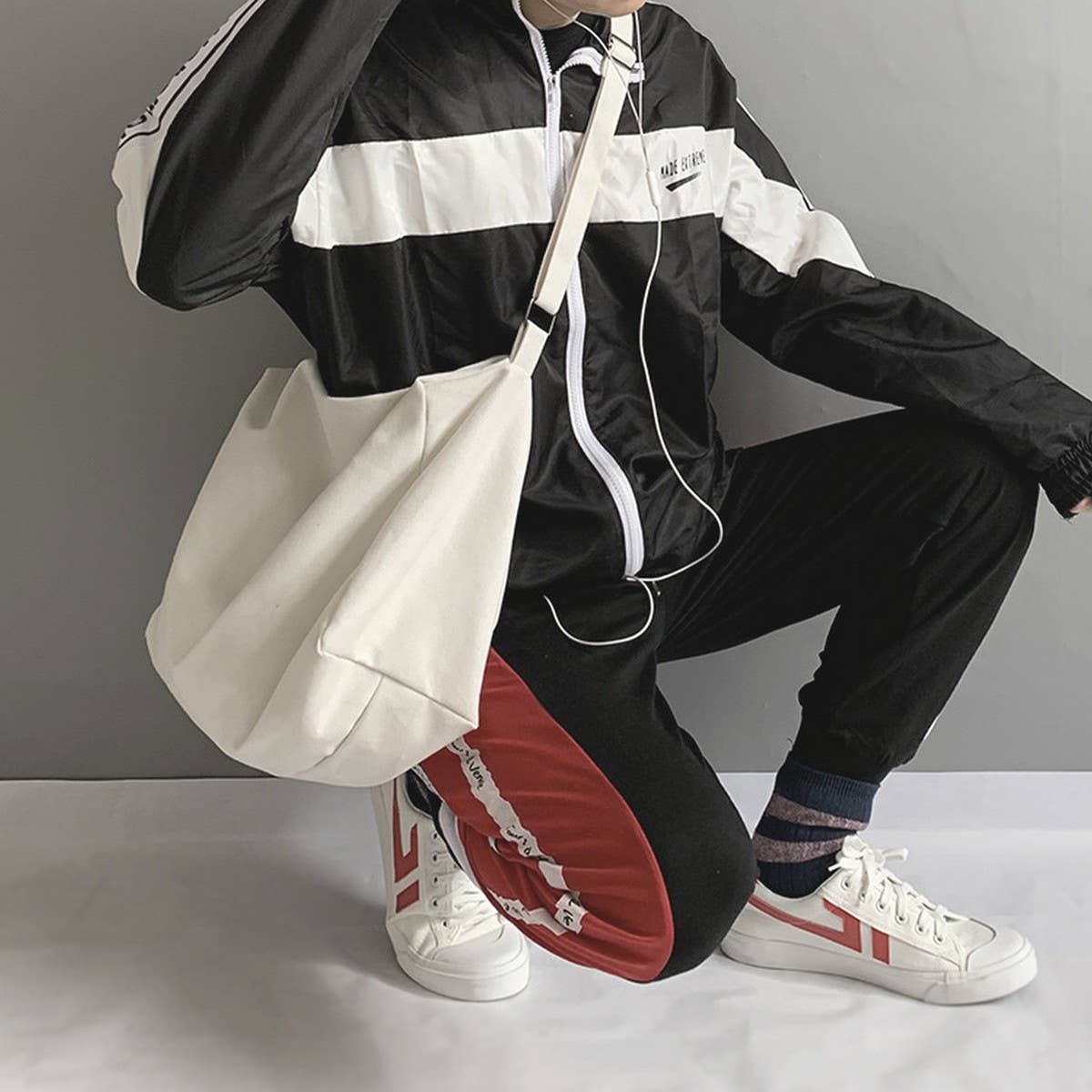 SOLID COLOR LARGE CAPACITY CROSSBODY BAG CANVAS BAG_CWAB2055