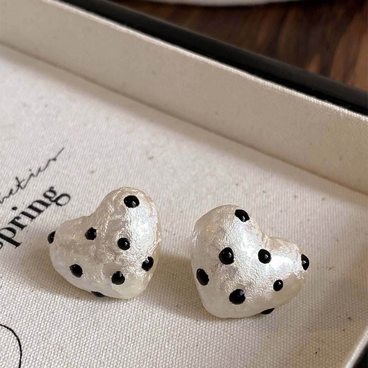 POLKA DOT HEART SIMPLE TRENDY EARRINGS_CWAJE2338